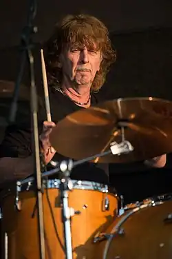 2016 Lieder am See - Manfred Manns Earth Band - John Lingwood - by 2eight - DSC4705.jpg