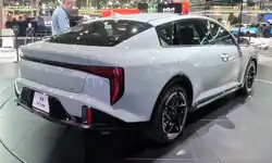 Rear view (GT-Line)