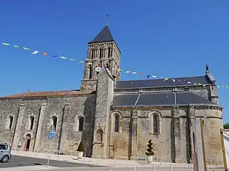 Church of Saint-Hilaire in Saint-Hilaire-des-Loges