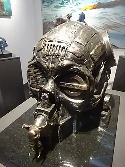 "Hybrid Speciation II: London", London-inspired steampunk sculpture