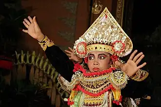 Baris dance performance