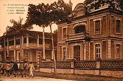 Branch of the bank in Saint-Laurent-du-Maroni (right), 1920s postcard