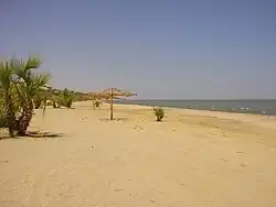 Beach At-Eliye Springs Hotel Resort On Lake Turkana