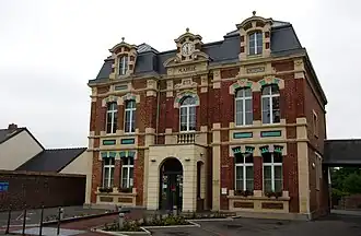 The town hall of Beaumetz-lès-Loges