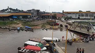 View of Benjamin Constant port from the river