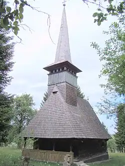 Wooden church in Peteritea [ro]