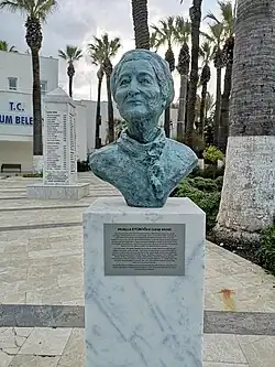 Photograph of a bust of Mualla Eyüboğlu in Bodrum, Turkey
