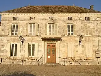 The town hall in Brie-sous-Matha