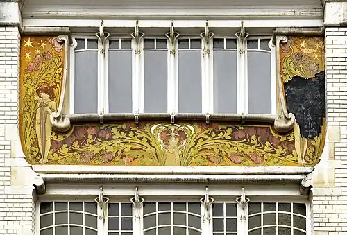Art Nouveau sgraffito rinceaux on the Maison Beukman, Brussels, Belgium! by Albert Roosenboom, 1900