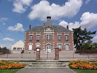 The town hall and school of Caumont
