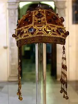 Empress Constance of Aragon's Byzantine crown, 12th century