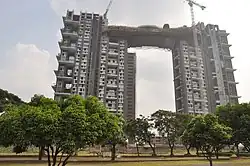 Atmosphere (Kolkata), EM Bypass, East Topsia