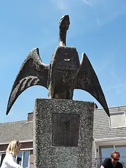 The Swan (statue)