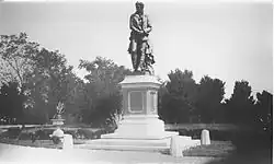 Statue in Tower Grove Park, St. Louis[259]
