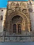 Main façade of Iglesia de Santa María la Real