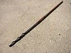 A 3⁄8&nbsp;in ×&nbsp;18&nbsp;in (9.5&nbsp;mm ×&nbsp;457.2&nbsp;mm) installer bit