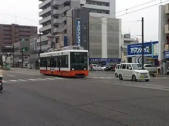 A train near honmachi 5-chōme Station