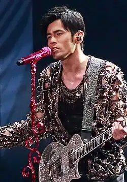 Jay Chou performing
