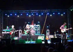 Jefferson_Starship_Plays_for_Service_Members_During_LA_Fleet_Week_2016_(Image_4_of_6)