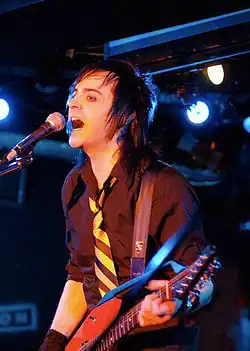 Kneel Cohn performing live in NYC at Crash Mansion