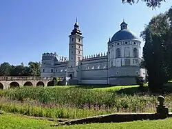 The castle and bridge