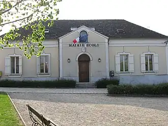 The town hall in La Tombe