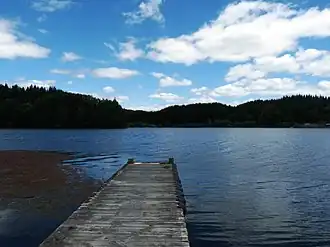 View of Lake Āniwaniwa from the jetty