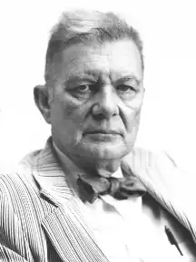 black and white portrait of Lewis White Beck