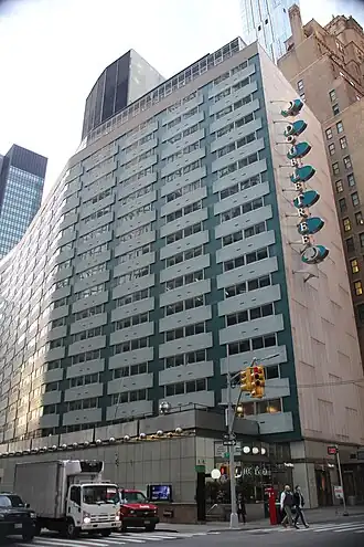 569 Lexington Avenue as seen from across Lexington Avenue and 51st Street
