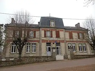 The town hall in Chastellux-sur-Cure