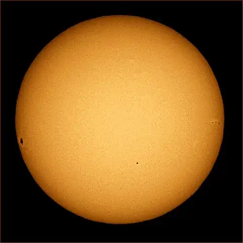 Transit of Mercury on November 8, 2006 with sunspots #921, 922, and 923