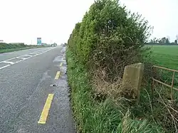 Milestone on the R135 road (old N2) at Ward