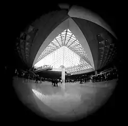An image of the Louvre museum entry taken with the 7.5&nbsp;mm f/5.6 circular fisheye Nikkor lens