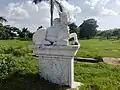 Nandi statue at clover leaf junction