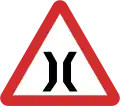 B35: Narrow bridge ahead