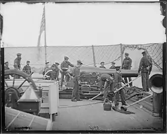 The Yankee answer: A four-gun battery of Dahlgren 9-inch (229&nbsp;mm) navy smoothbores from USS Richmond set up just east of "Fort Desperate" in battery ten (see Fortifications and Batteries map) (National Archives).