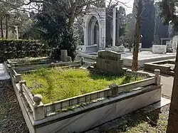 Grave of Orhan Eyüboğlu