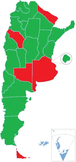 A map of the provinces of Argentina. Most provinces are in green (signing). In red (not signing), there are Buenos Aires, Formosa, La Pampa, La Rioja and Tierra del Fuego. In blue, the Malvinas/Falklands and Argentinian Antarctica.