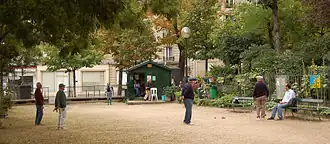 Action on the Pétanque field in Batignolles.