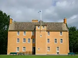 Pittencrieff Park, Pittencrieff House