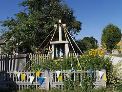 Wayside cross