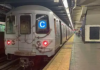 An R46 C train at 168th Street