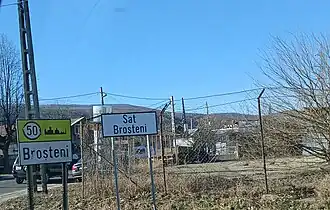 Entrance sign to Broșteni