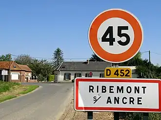 The road into Ribemont-sur-Ancre