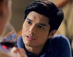 An image of JC de Vera.