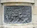 Front right bas-relief.