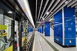 Platform 3 (Line 21 northbound platform)