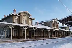 The platforms of Tartu railway station during winter.