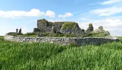 The Teampull na Trionad