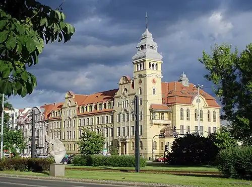 School of mechanics (secondary education)